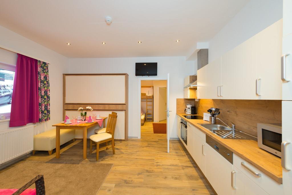 Appartements Am Edthof エーベン・イム・ポンガウ エクステリア 写真